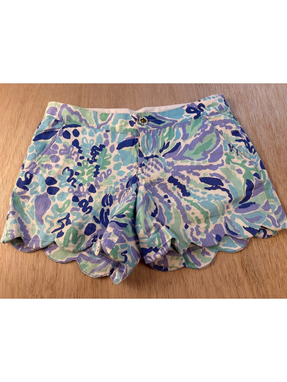 Lilly Pulitzer Buttercup Shorts Blue Aqua Purple Floral Scalloped Hem Size 2 EUC